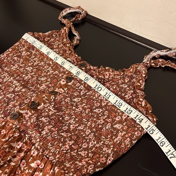 Vine & Valley smocked bodice fit and flare dress, floral print, fits a size S - Picture 11 of 13